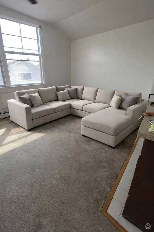 107 Dolphin Ct ##A - Photo 2 of 3