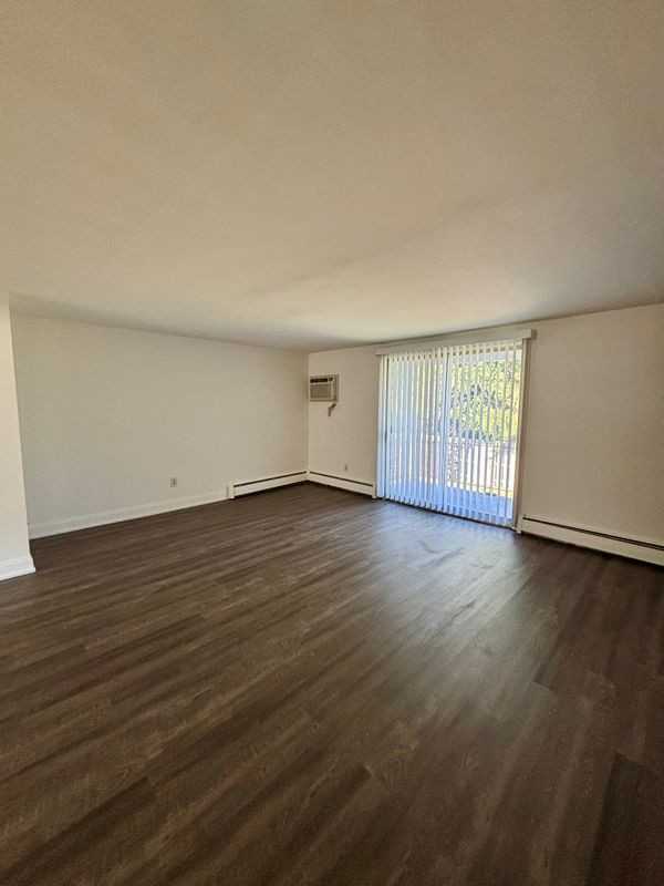 6 Losson Garden Dr ##1 - Photo 3 of 15