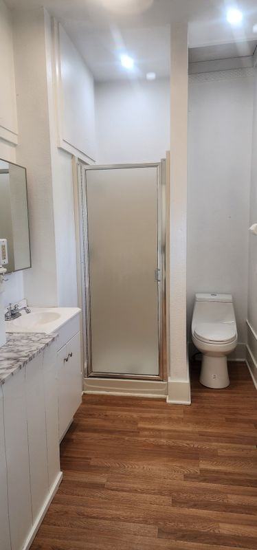 302 17th Ave - Photo 2 of 5