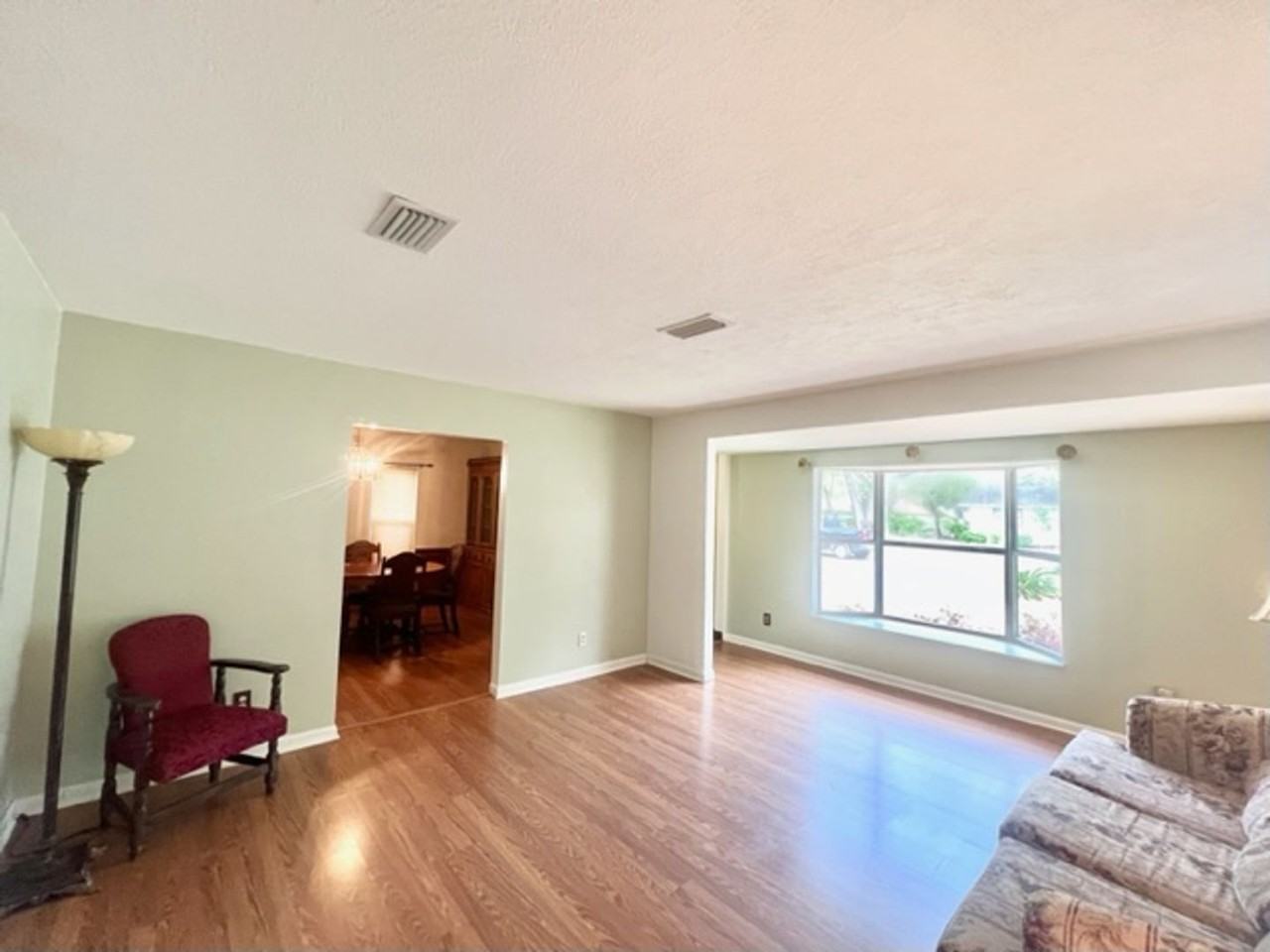 259 Georgia Ave - Photo 7 of 30