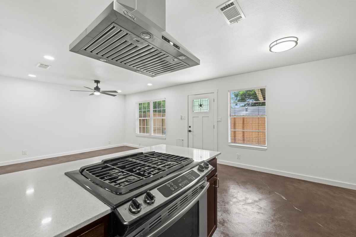 3508 Southridge Dr ##B - Photo 4 of 16