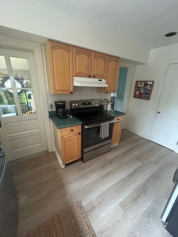 136 Adams Pl - Photo 4 of 15