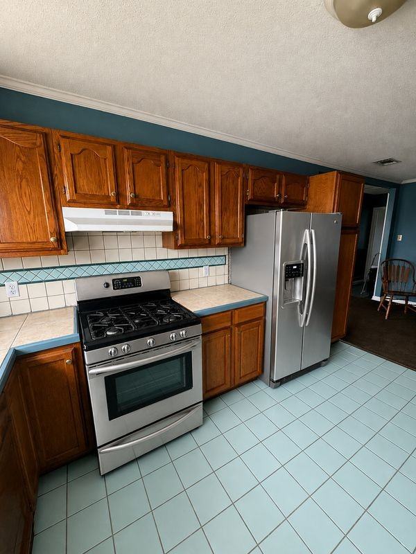 3209 47th St - Photo 3 of 3
