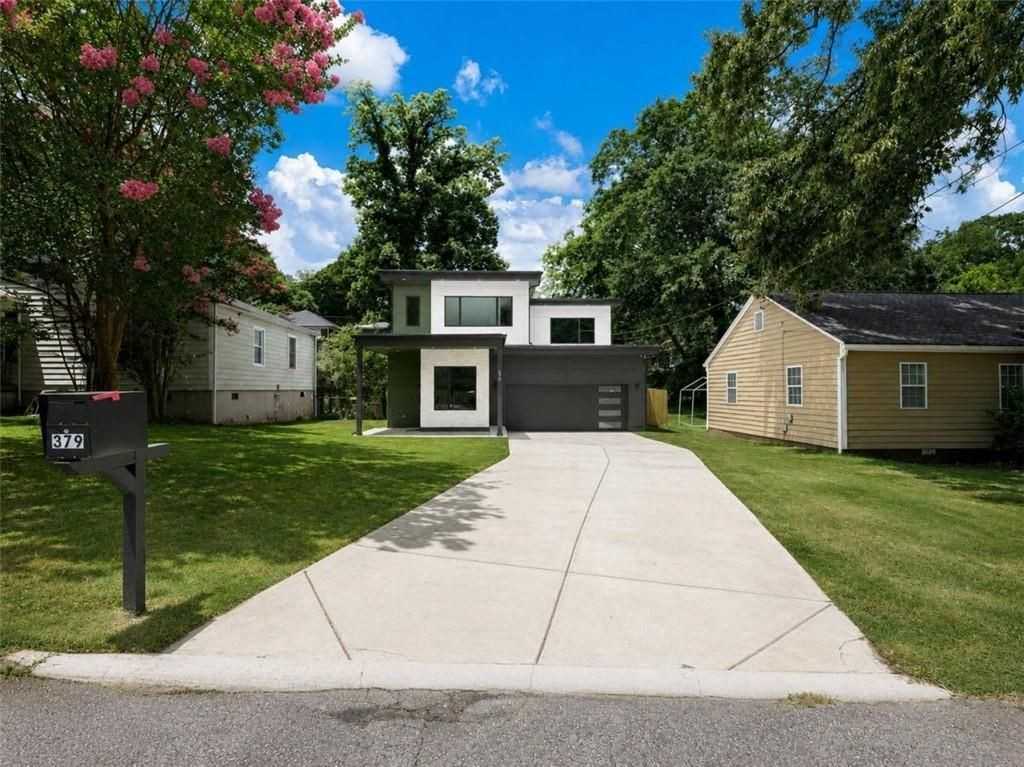 379 Enota Pl Sw - Photo 2 of 43