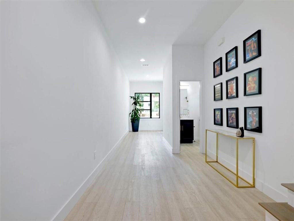 379 Enota Pl Sw - Photo 5 of 43