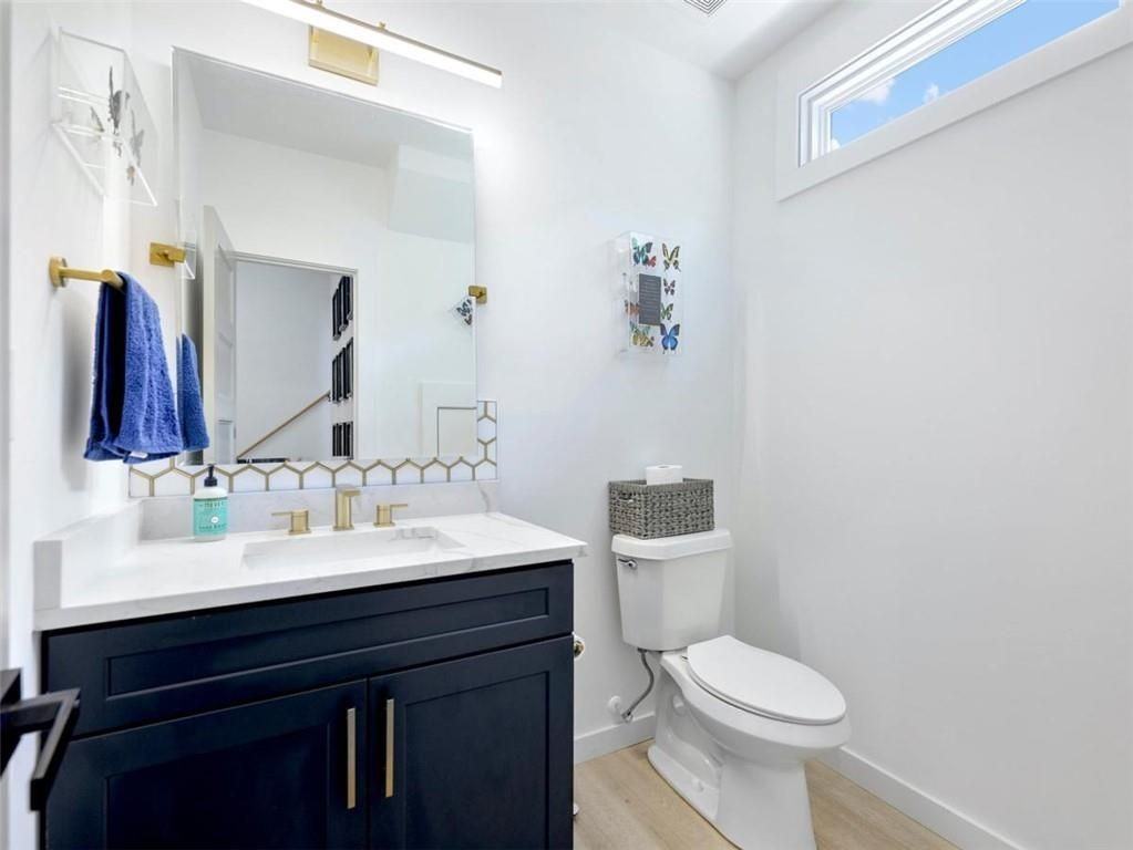 379 Enota Pl Sw - Photo 6 of 43