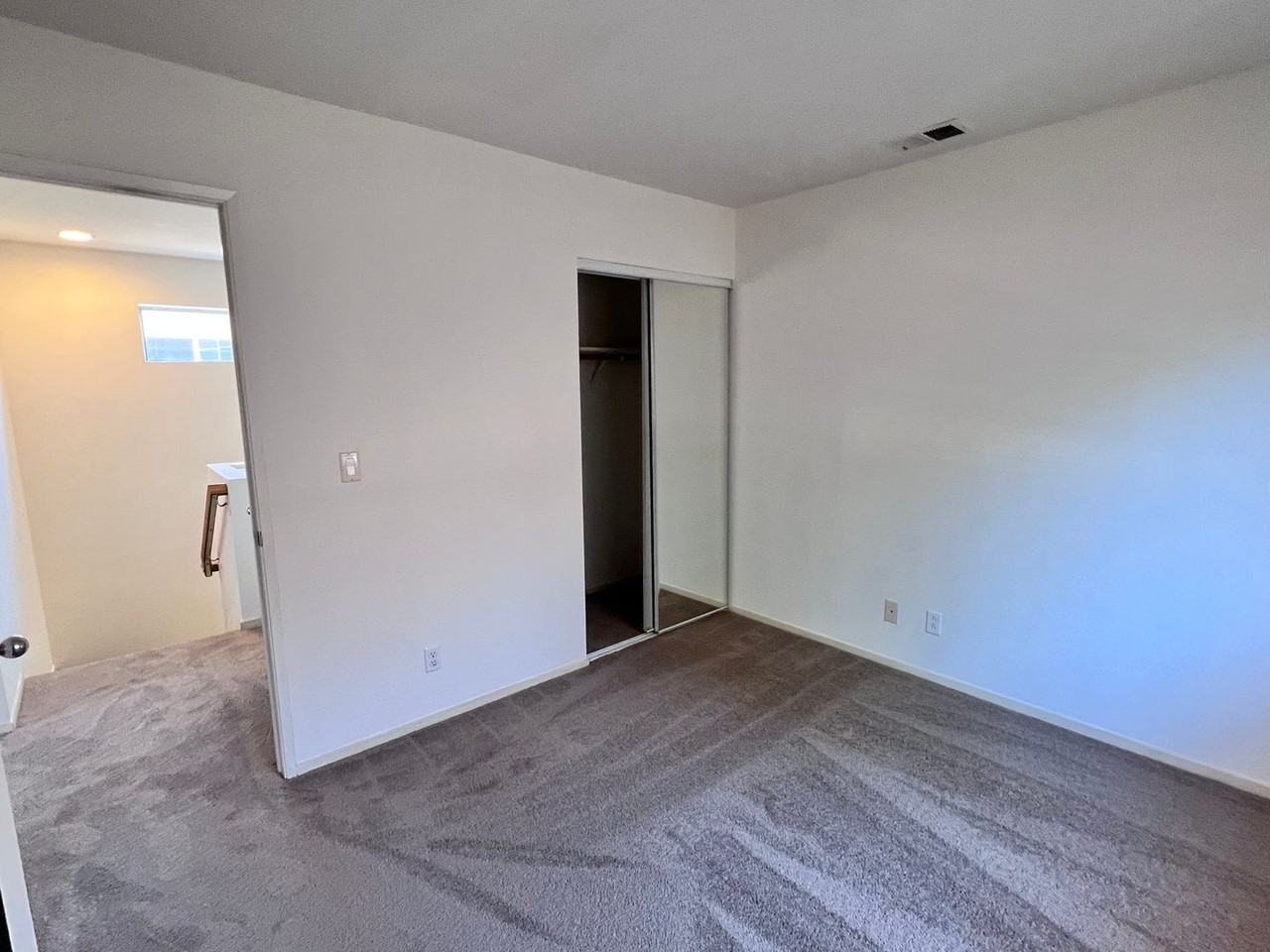 1059 La Sierra Ter - Photo 5 of 18