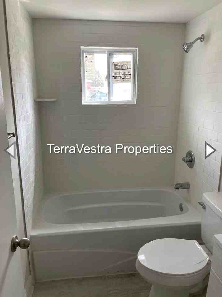 310 Water St - Photo 7 of 18
