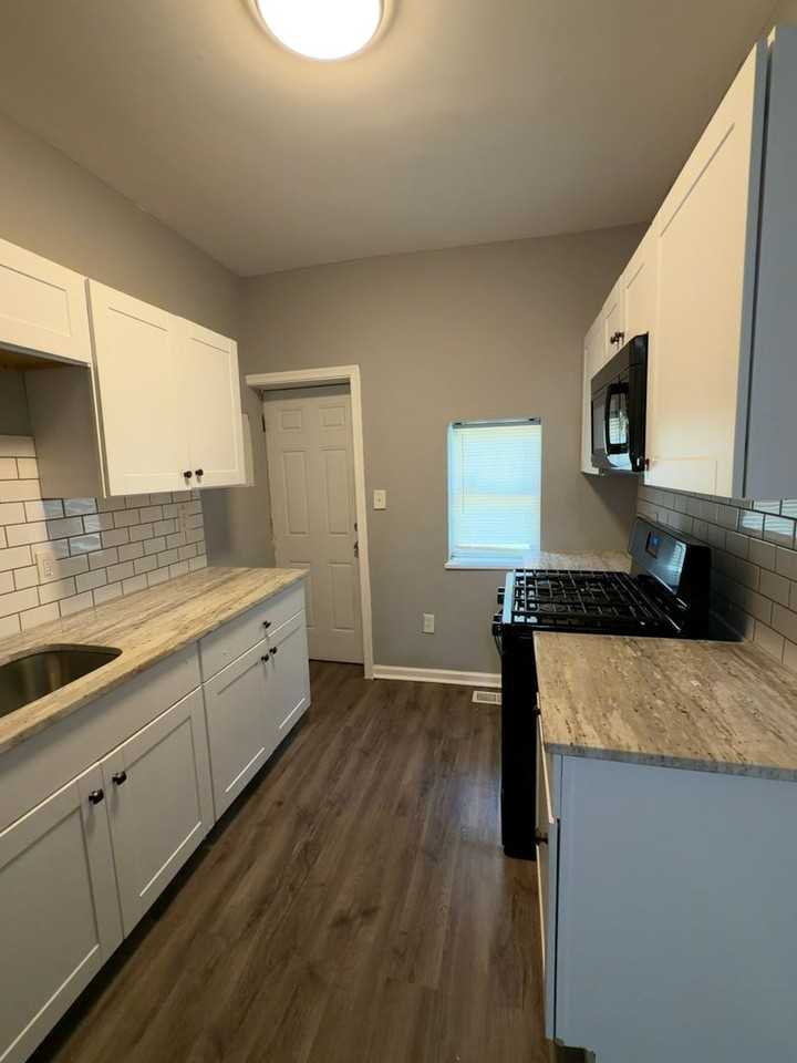 1334 Washington Blvd - Photo 6 of 16