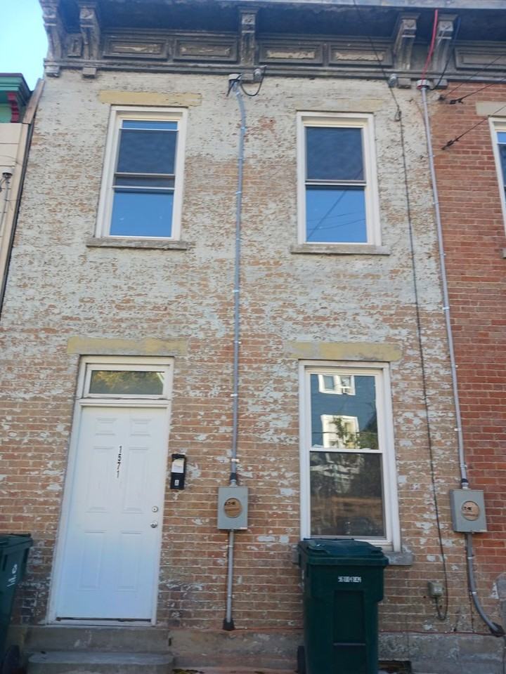 1571 Tremont St #B - Photo 2 of 16