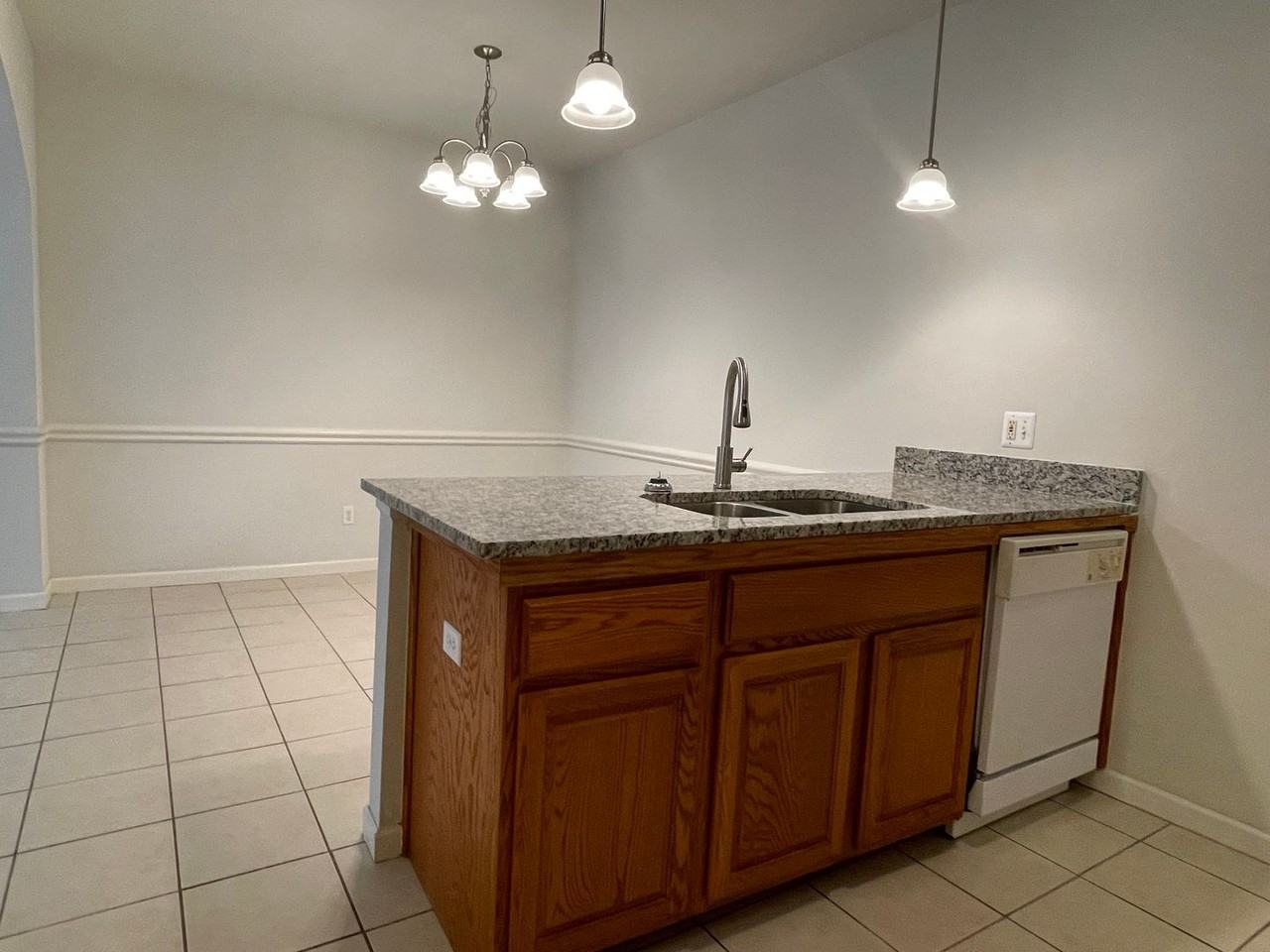 54252 E Annsbury Cir - Photo 7 of 25
