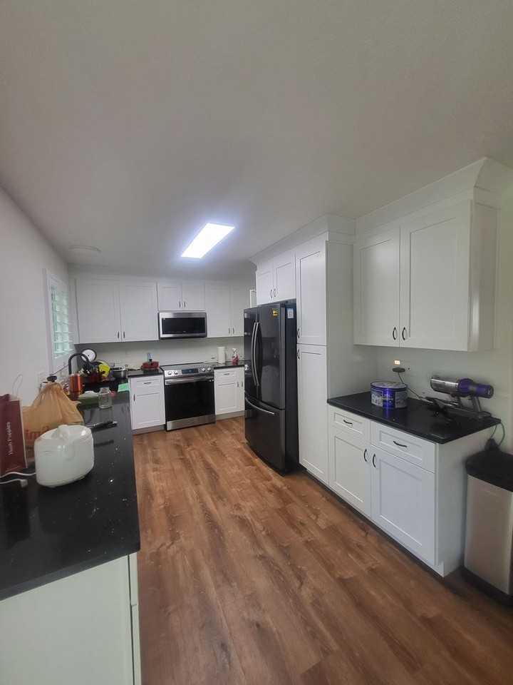 2046 California Ave #19 - Photo 3 of 6