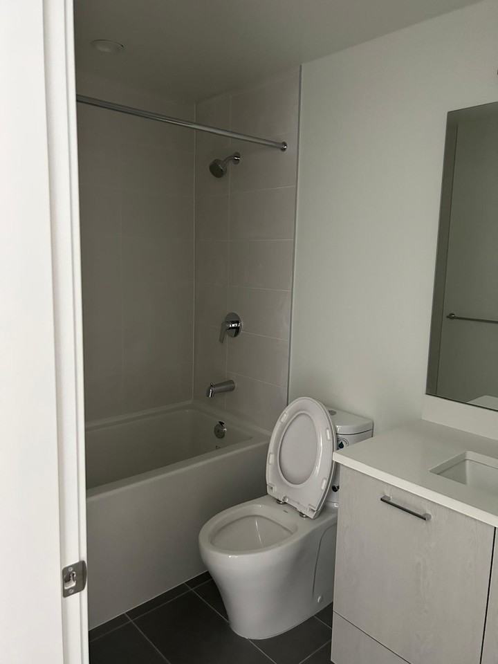10777 138 Street - Photo 7