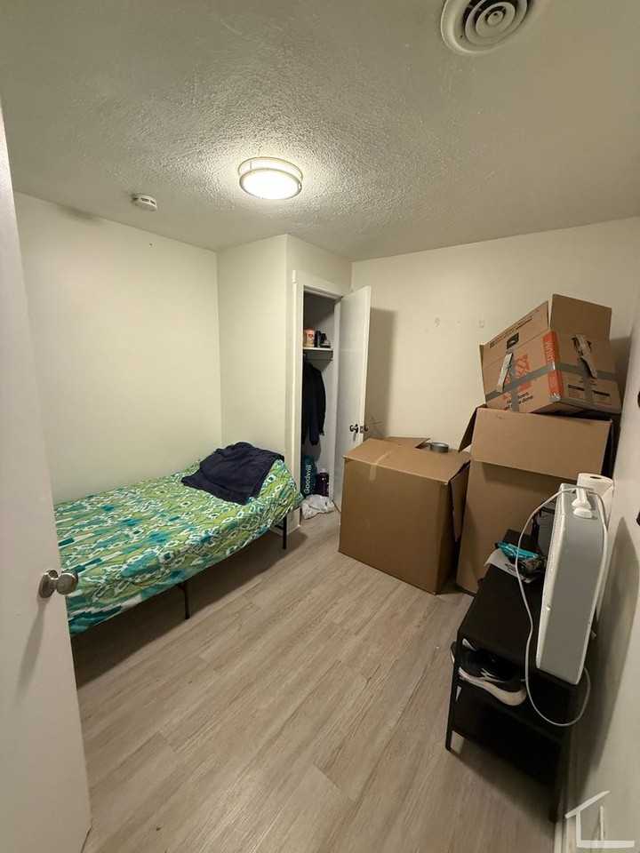 197 Cambridge St - Photo 7 of 18