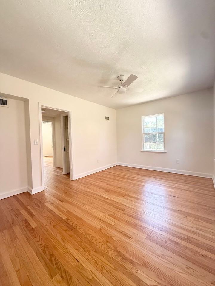 2034 N 49th St - Photo 2 of 2