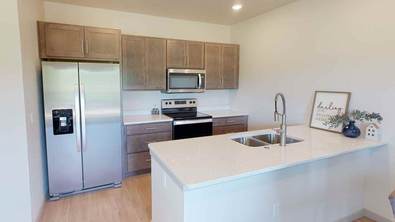 Alta Apartments - Photo 4 of 11