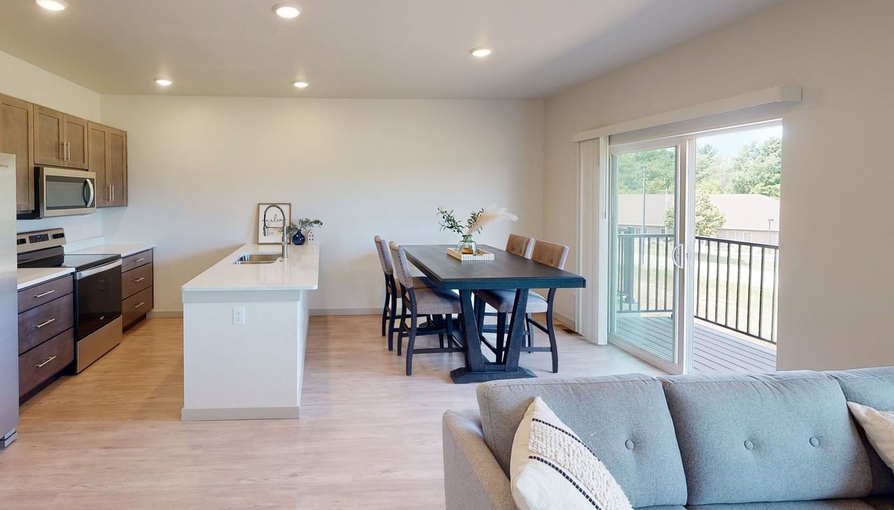 Alta Apartments - Photo 5 of 11