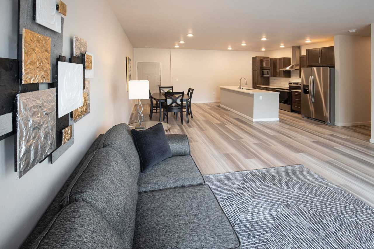 Howard Lofts - Photo 4 of 38