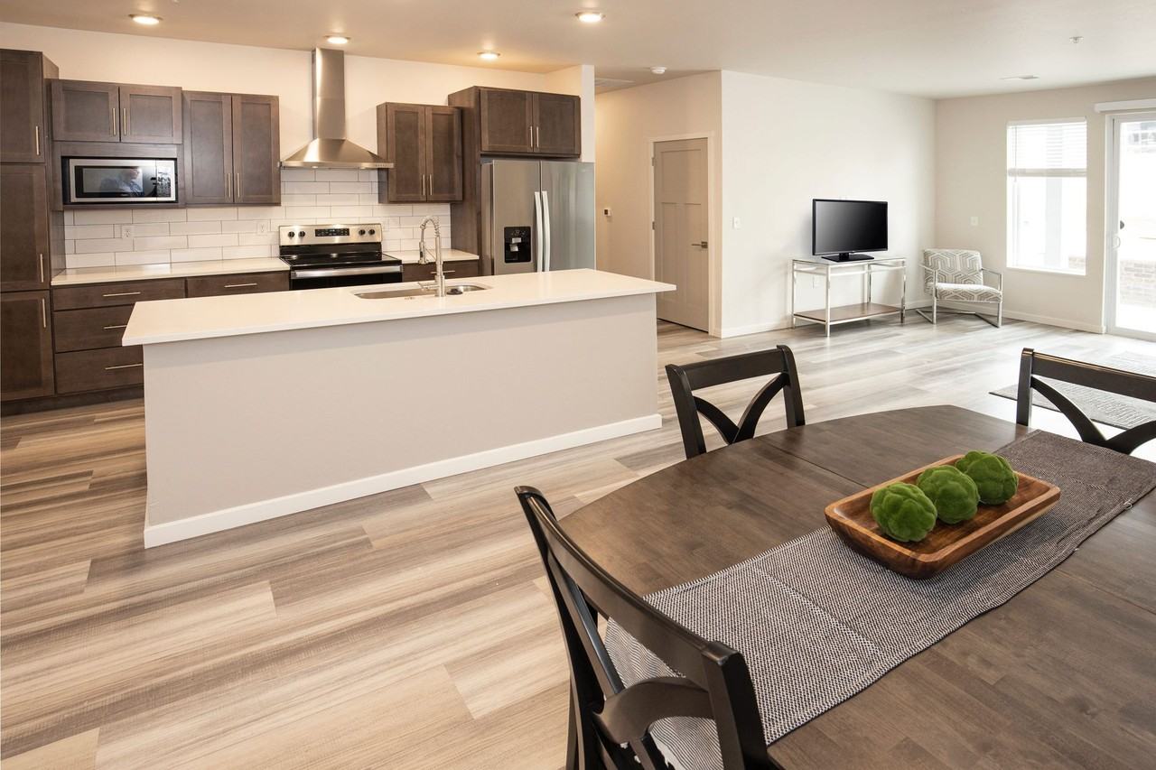 Howard Lofts - Photo 5 of 38