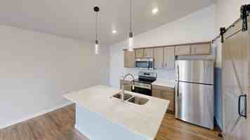 featured image of 980 Evergreen Dr