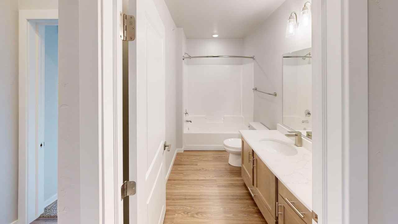 Legacy Creekside Apartments - Photo 5 of 50