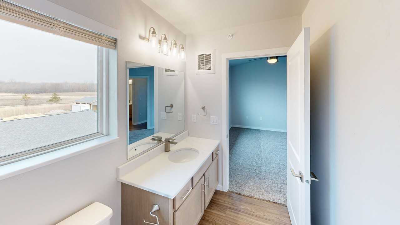 Legacy Creekside Apartments - Photo 6 of 50