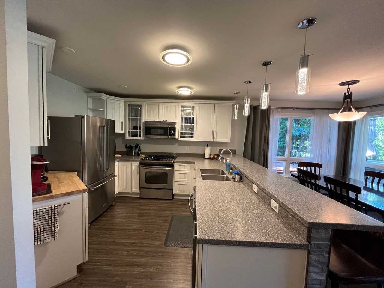 883 Saint Andrews Dr - Photo 4 of 22