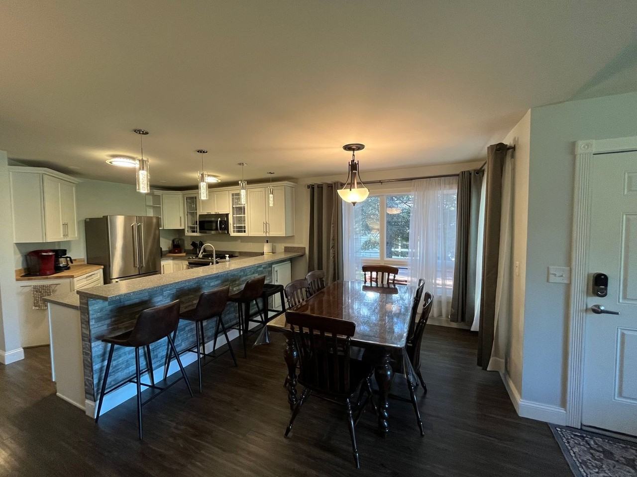 883 Saint Andrews Dr - Photo 6 of 22