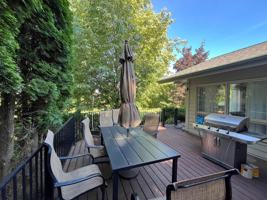 featured image of 883 Saint Andrews Dr