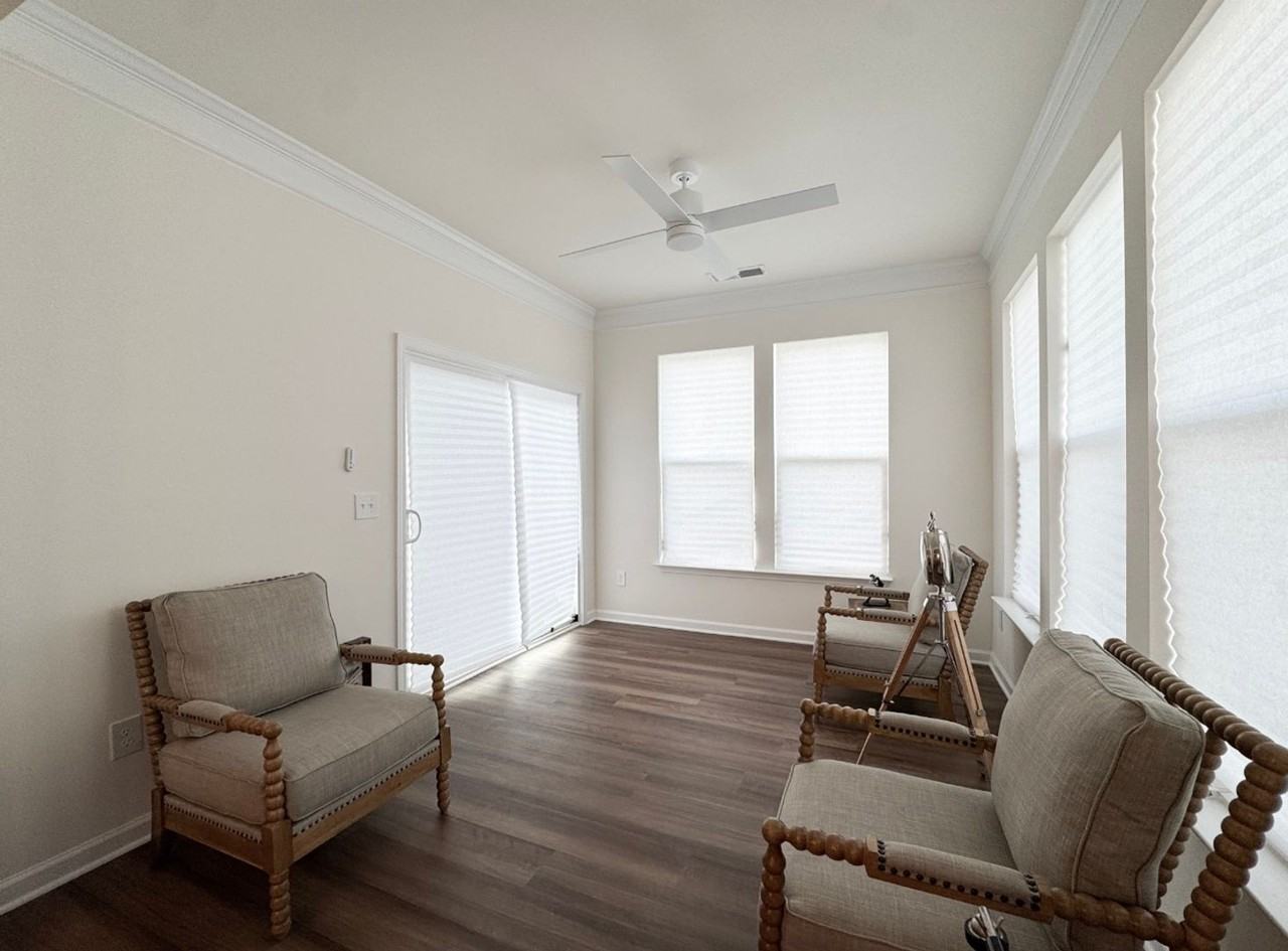 612 Columbus Cir - Photo 5 of 21