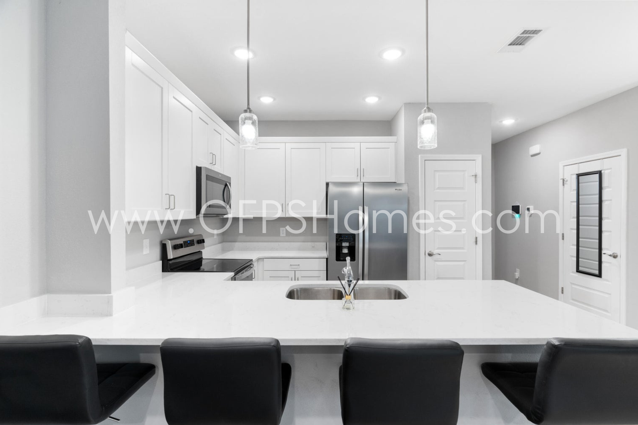 319 Carmel Dr - Photo 6 of 27