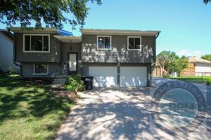 featured image of 6204 S 140th Ave