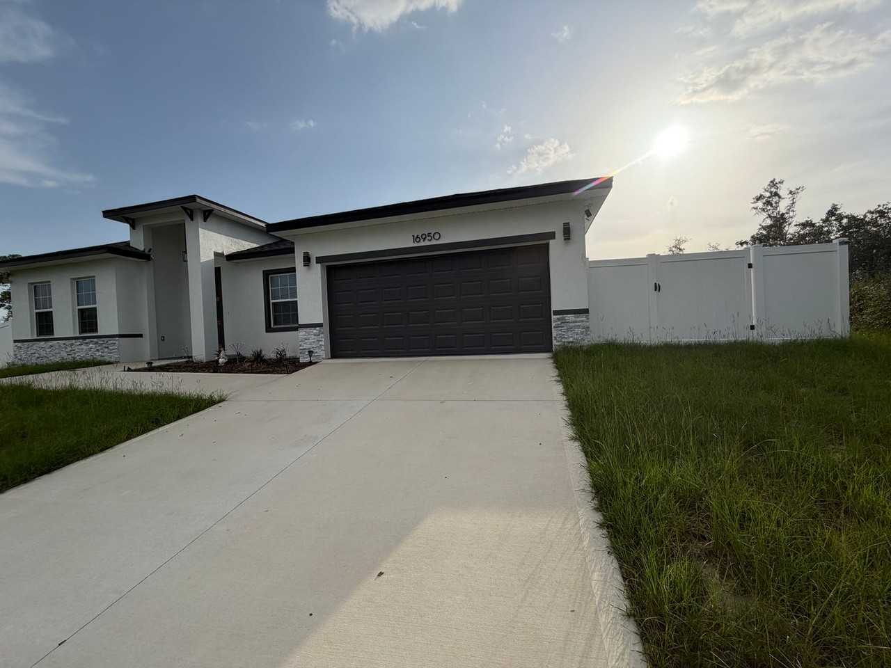 16950 Sw 42nd Avenue Rd - Photo 3 of 34