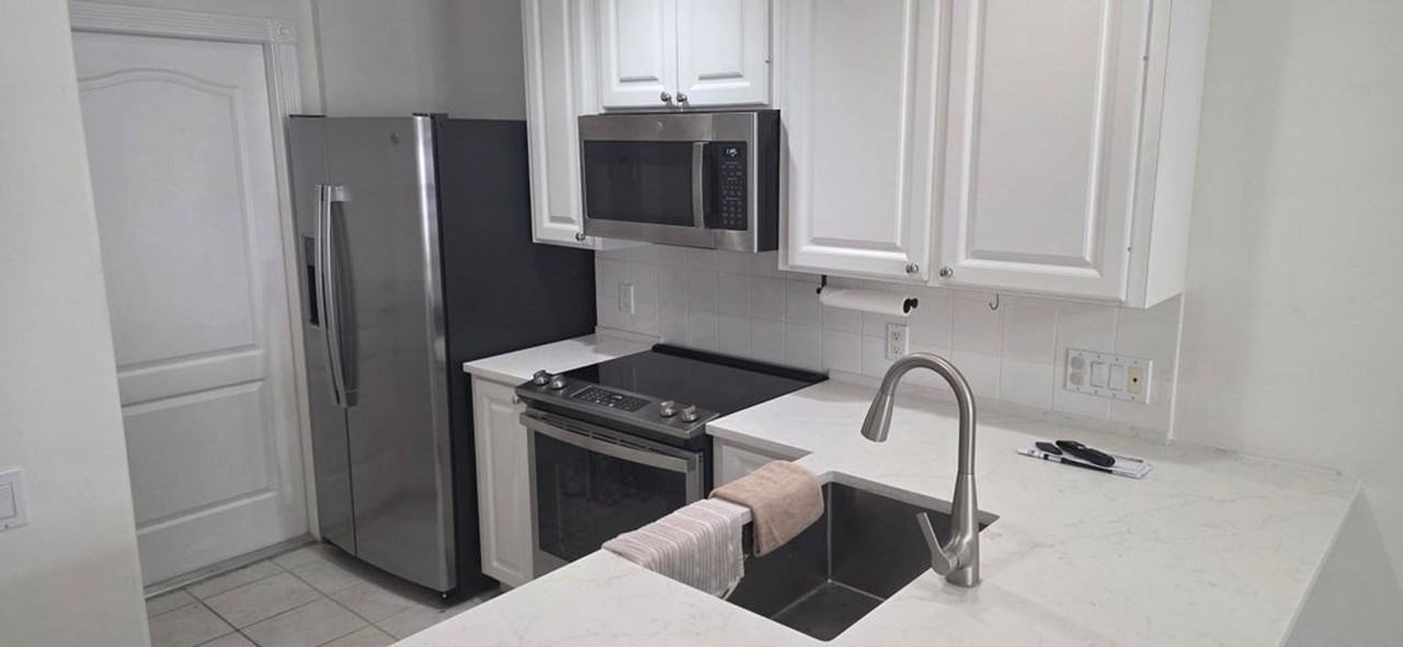 47 Tall Oaks Cir - Photo 2 of 12