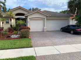 11889 Osprey Pointe Cir - Photo 1 of 1