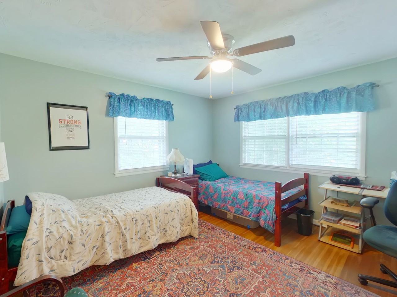 1802 N Edgemoor St - Photo 7 of 16