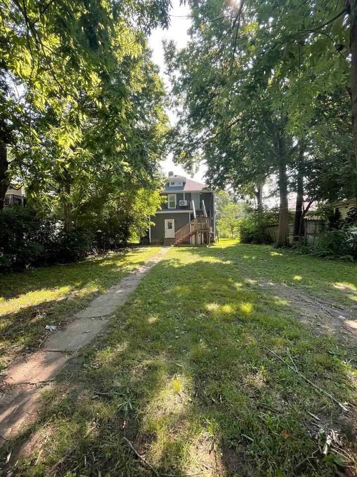 910 N 9th - Photo 7 of 7