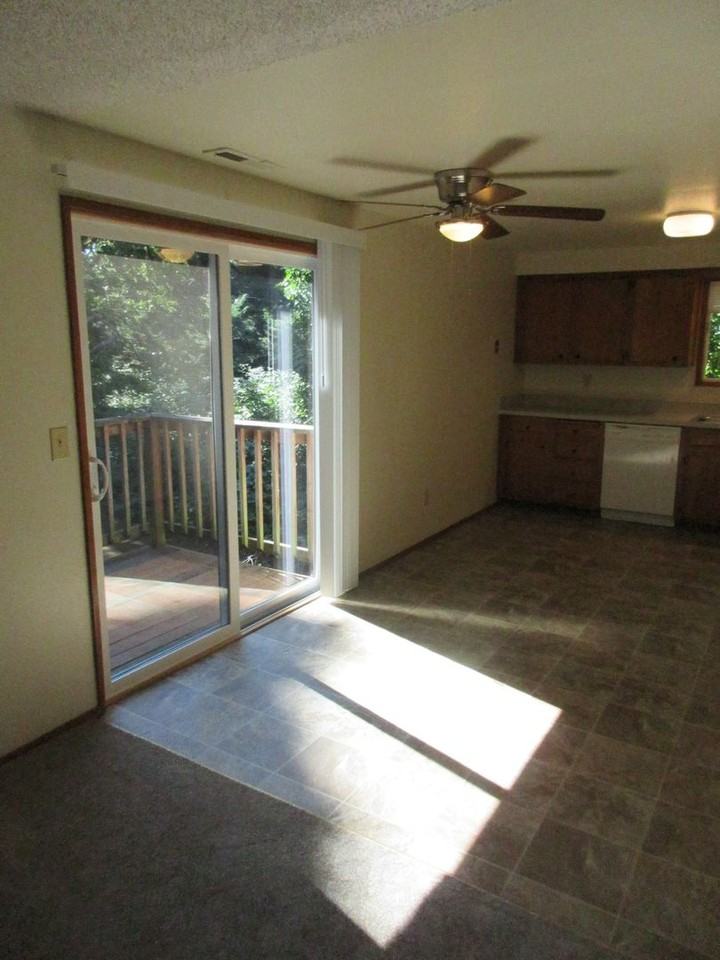 2218 Navaho Ct Se - Photo 4 of 16