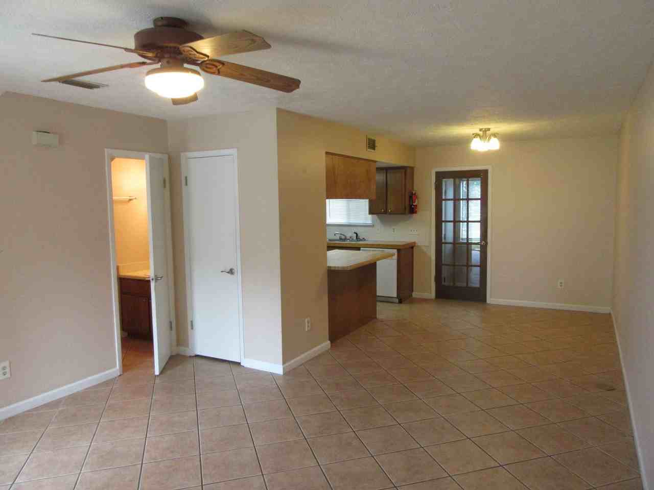 804 West St - Photo 3 of 20