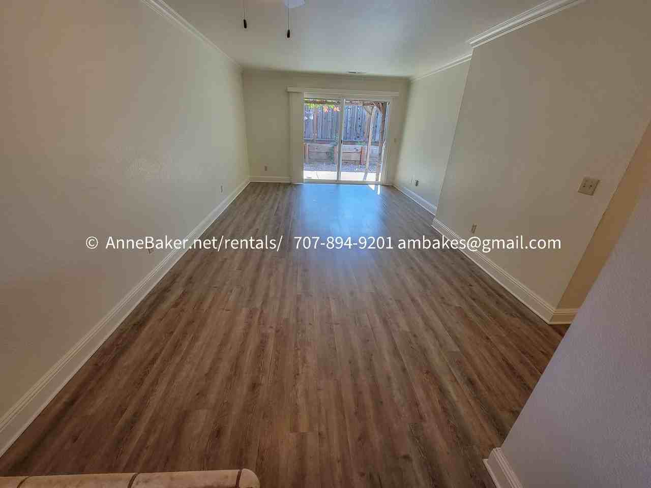 217 Elbridge Ave - Photo 6 of 18