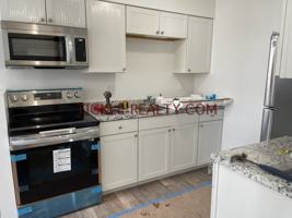 featured image of 1420 Lehigh Station Rd