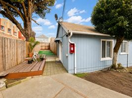 featured image of 243 Miriam St
