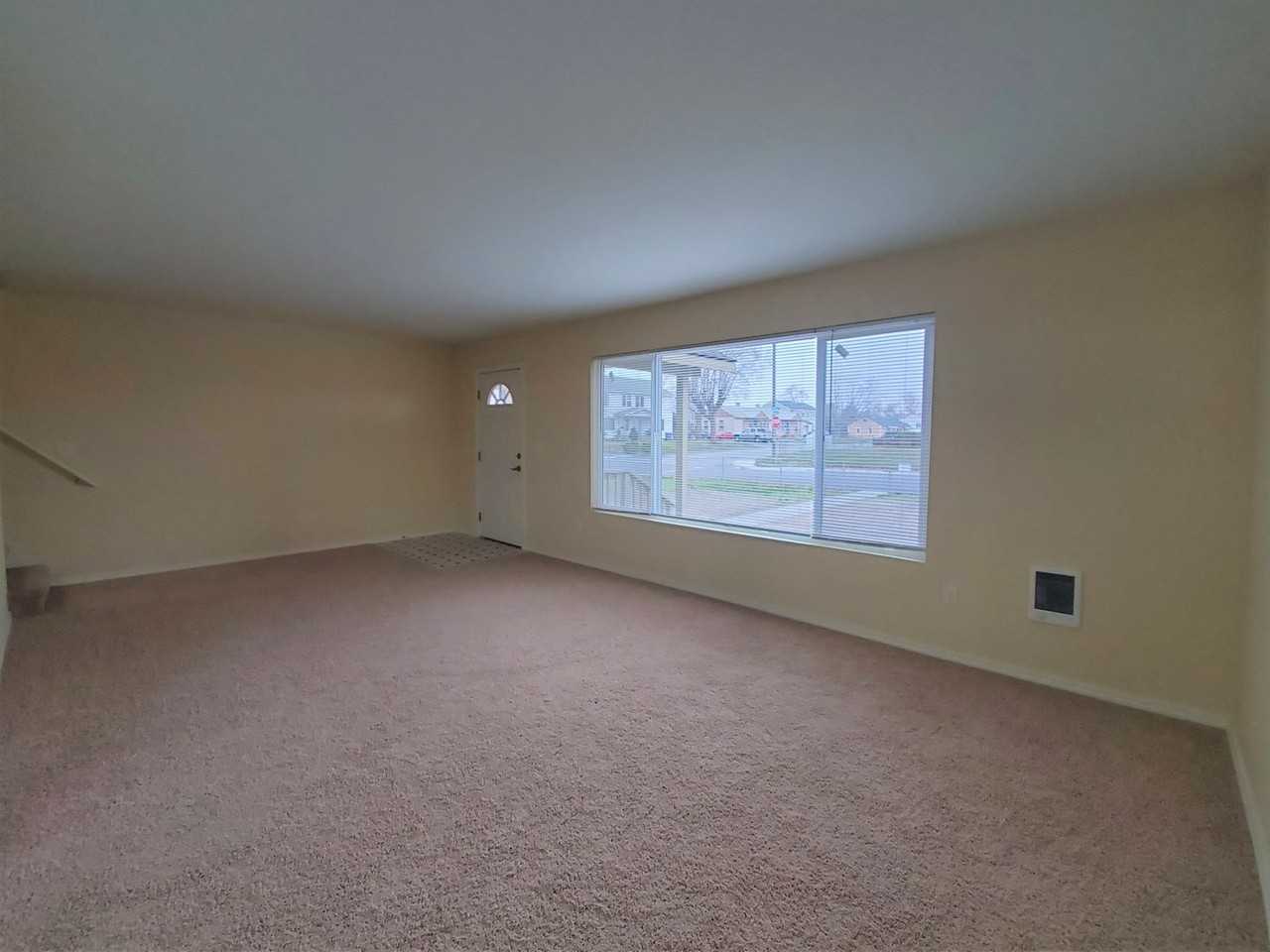 202 Cullum Ave - Photo 3 of 26
