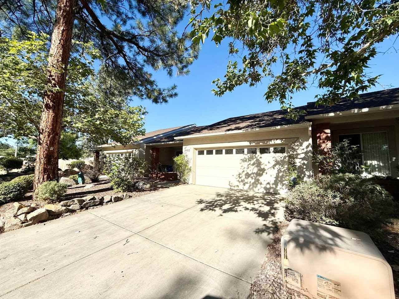1460 Loren Dr - Photo 2 of 17