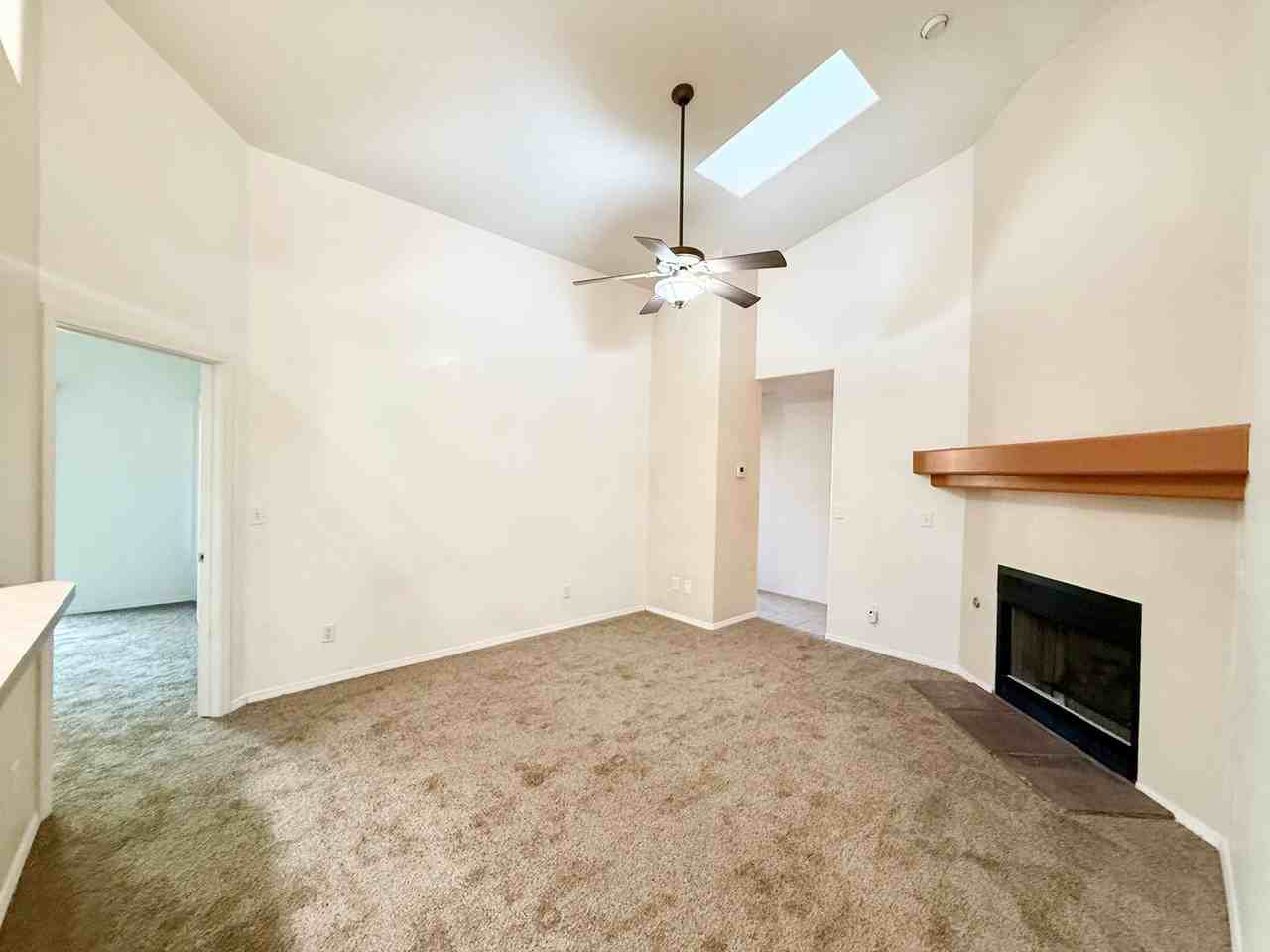 1460 Loren Dr - Photo 7 of 17
