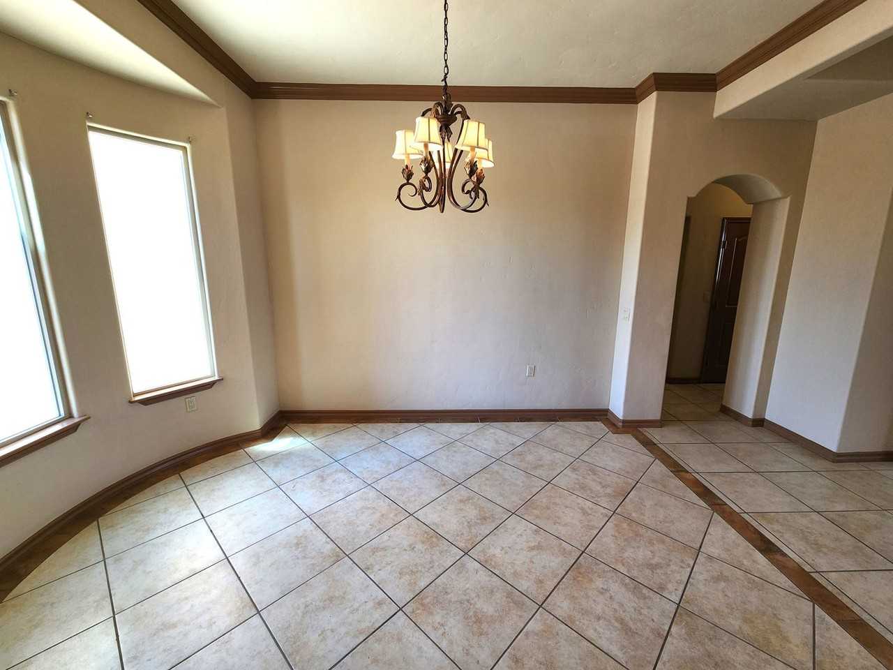 4189 Capistrano Ave - Photo 6 of 43