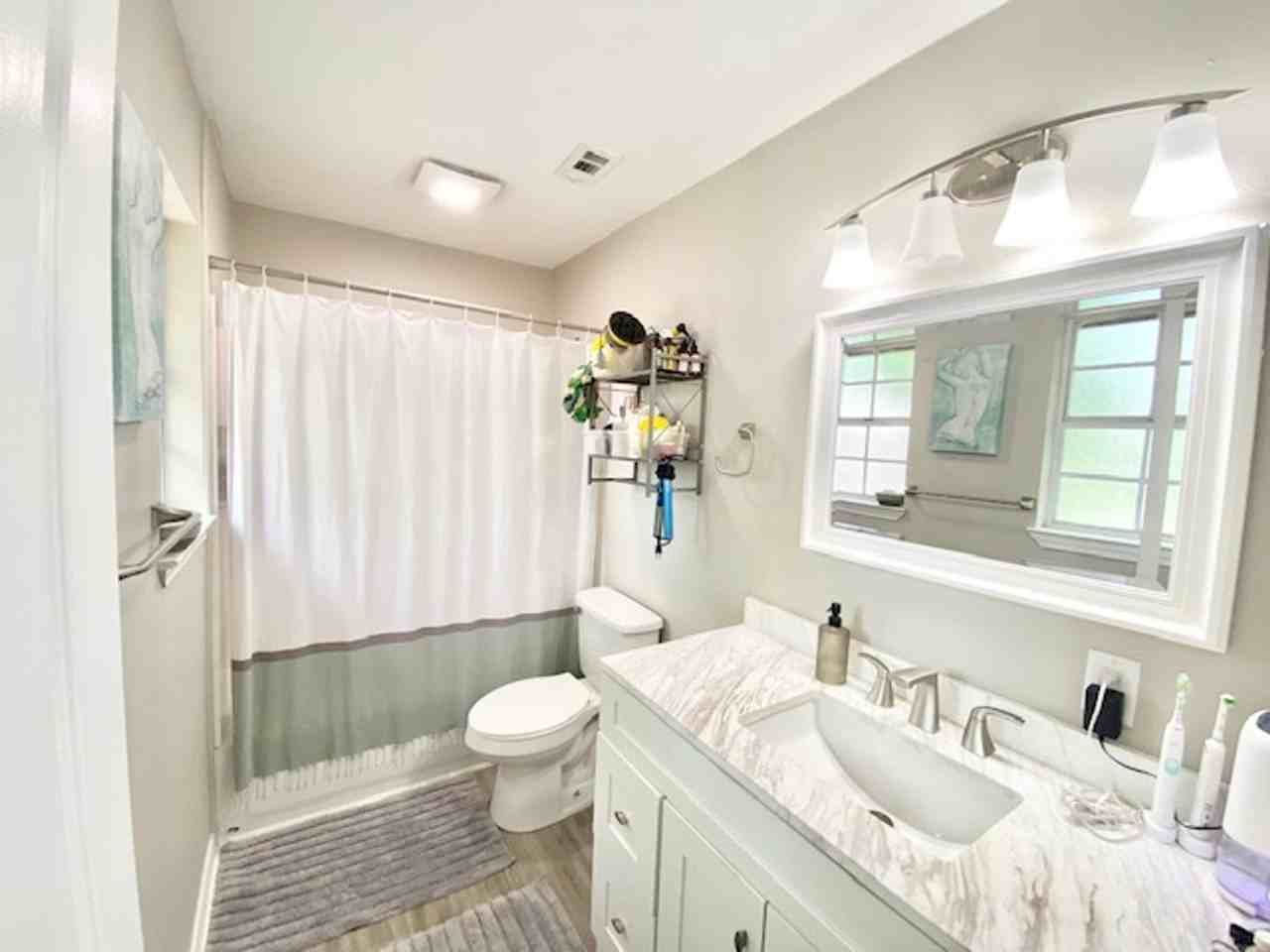 409 Main St - Photo 6 of 18