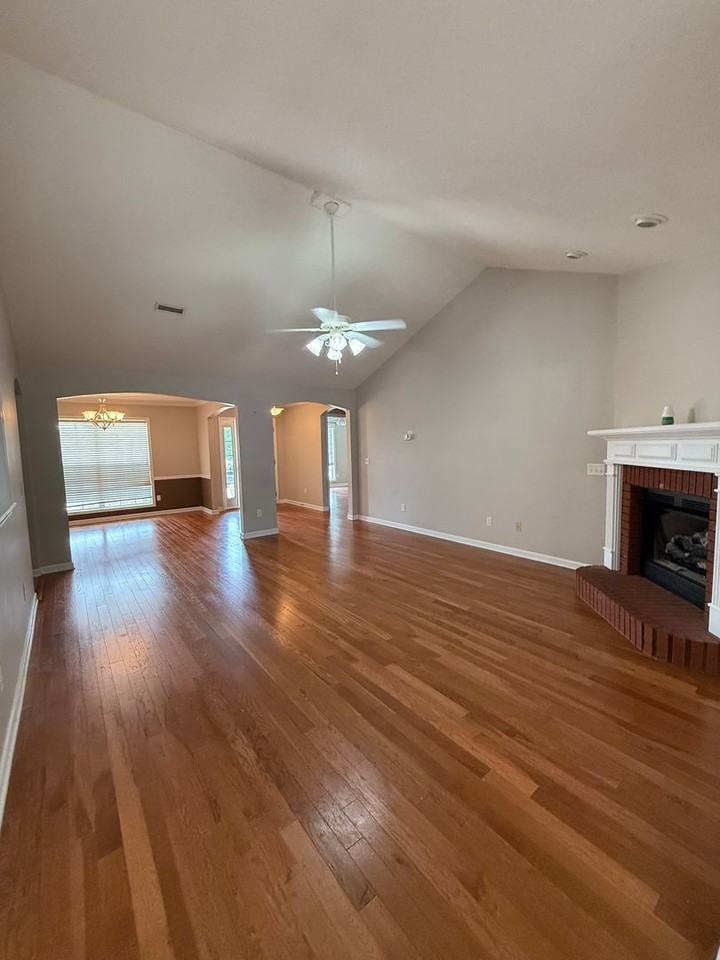 116 Sioux St - Photo 2 of 34