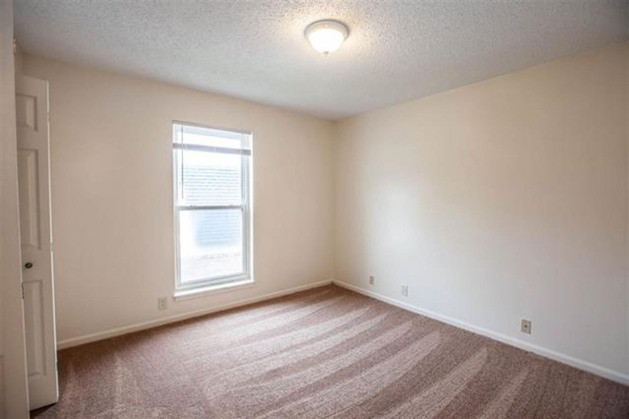 709 Dondee Dr #11 - Photo 4 of 7