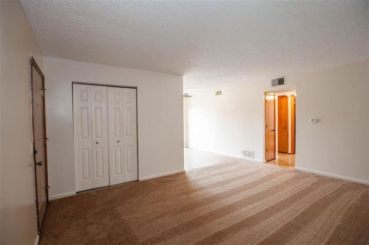 709 Dondee Dr #11 - Photo 5 of 7